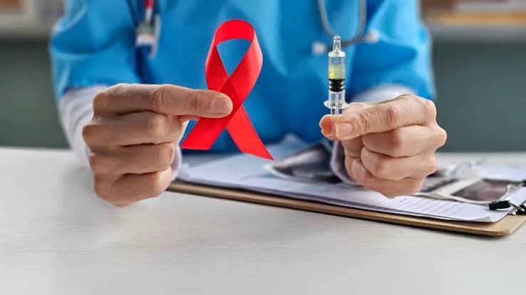 New HIV Treatment Keeps Two Patients Undetectable for Nearly Two Years Without Daily Pills
